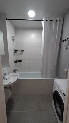 Продам двухкомнатную (2-комн.) квартиру, 1к2, Юрлово д