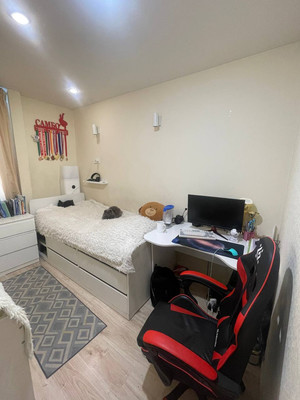 Продам двухкомнатную (2-комн.) квартиру, Нагорная ул, 17к2, Москва г