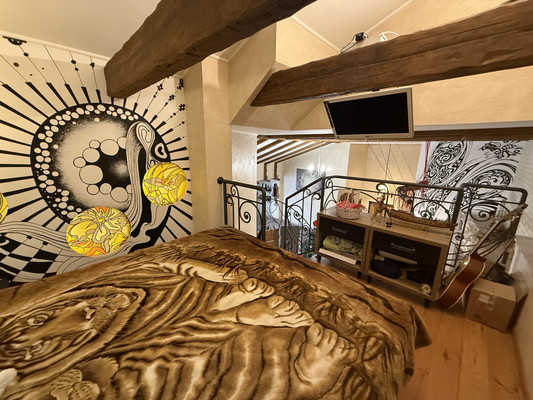 Продам двухкомнатную (2-комн.) квартиру, Камская ул, 31, Симферополь г