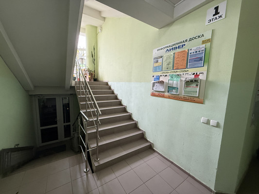 Продам двухкомнатную (2-комн.) квартиру, Камская ул, 31, Симферополь г