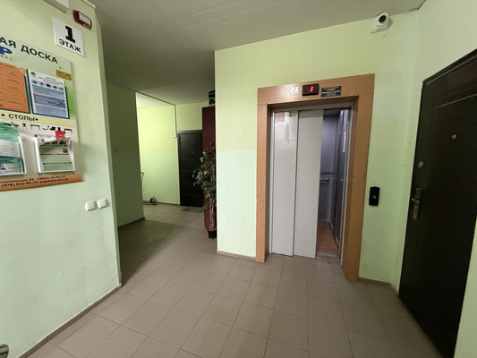 Продам двухкомнатную (2-комн.) квартиру, Камская ул, 31, Симферополь г