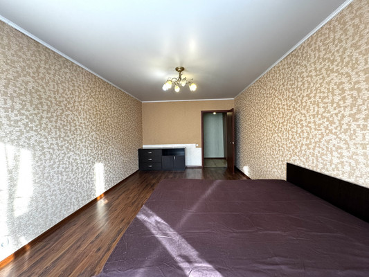 Продам однокомнатную (1-комн.) квартиру, Авиаторов ул, 2к1, Люберцы г