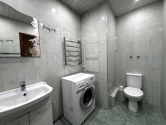 Продам однокомнатную (1-комн.) квартиру, Авиаторов ул, 2к1, Люберцы г