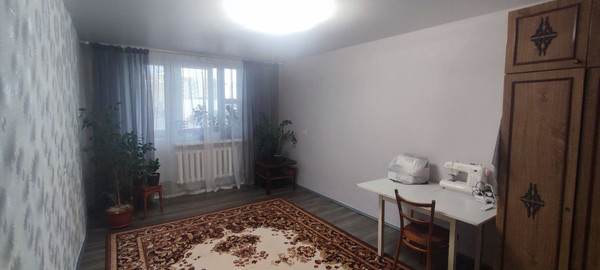 Продам трехкомнатную (3-комн.) квартиру, Генерала Родионова ул, 5, Симферополь г