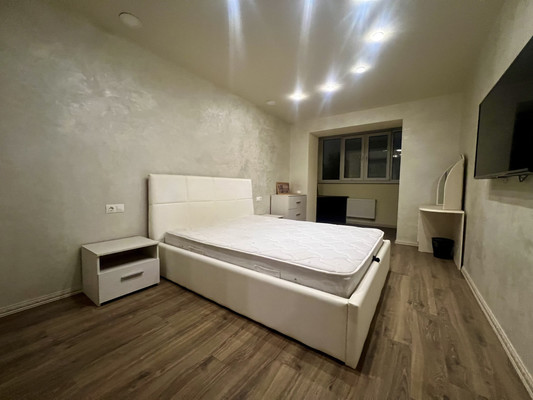 Продам трехкомнатную (3-комн.) квартиру, Крупской ул, 5к5, Рязань г