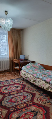 Продам двухкомнатную (2-комн.) квартиру, Чайковского ул, 90, Нижний Тагил г