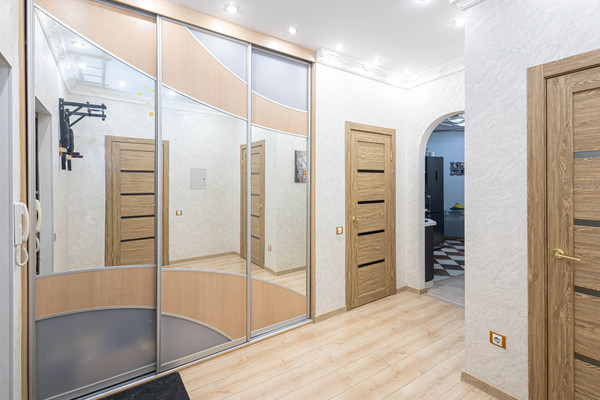 Продам однокомнатную (1-комн.) квартиру, Объездная ул, 8, Ханты-Мансийск г