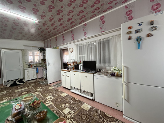 Продам дом, Кутузова ул, 127, Джанкой г, 0 км от города