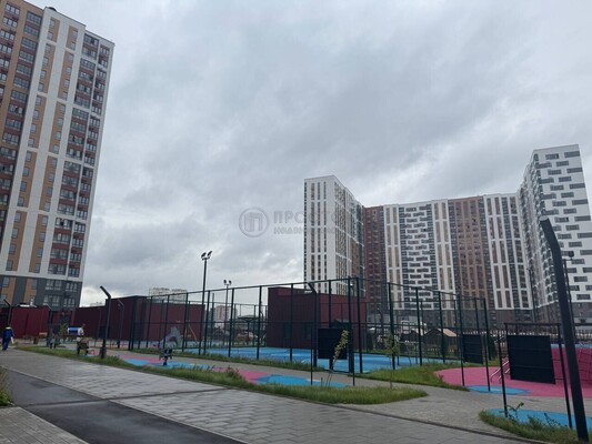 Продам однокомнатную (1-комн.) квартиру, Южный (Южная Битца мкр.) б-р, 8, Битца п