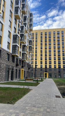 Продам двухкомнатную (2-комн.) квартиру, Опушка кв-л, 1к1, Юрлово д