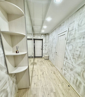 Продам двухкомнатную (2-комн.) квартиру, Озерная ул, 41А, Калининград г