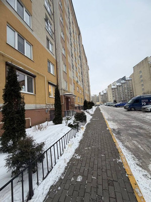 Продам двухкомнатную (2-комн.) квартиру, Озерная ул, 41А, Калининград г