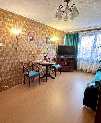 Продам трехкомнатную (3-комн.) квартиру, Руднева ул, 8Ак2, Санкт-Петербург г