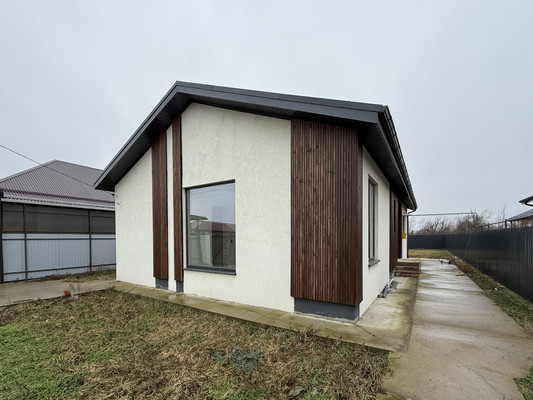 Продам дом, Ковтюха ул, 112, Славянск-на-Кубани г, 0 км от города