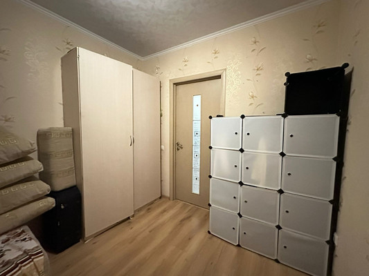 Продам двухкомнатную (2-комн.) квартиру, Лелюшенко ул, 15г, Ростов-на-Дону г