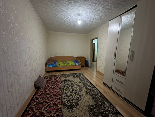 Продам двухкомнатную (2-комн.) квартиру, Лелюшенко ул, 15г, Ростов-на-Дону г