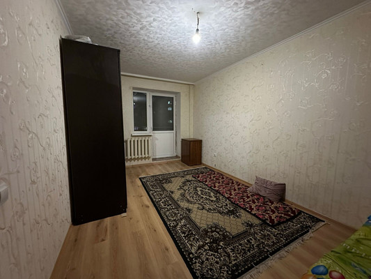 Продам двухкомнатную (2-комн.) квартиру, Лелюшенко ул, 15г, Ростов-на-Дону г