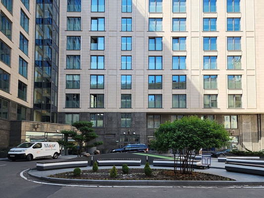 Продам двухкомнатную (2-комн.) квартиру, Большая Садовая ул, 5к1, Москва г