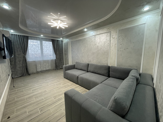 Сдам двухкомнатную (2-комн.) квартиру, Западный Обход ул, 65А, Краснодар г