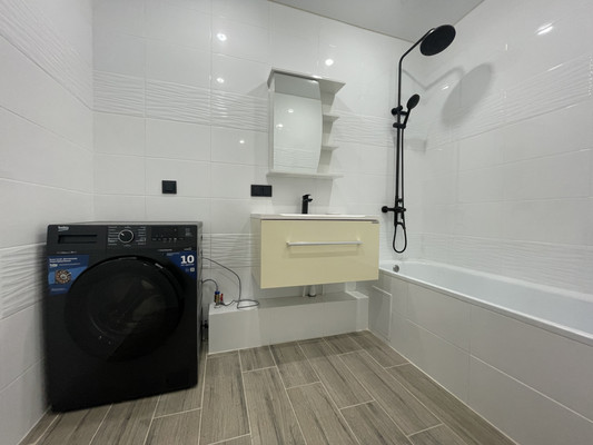 Сдам двухкомнатную (2-комн.) квартиру, Западный Обход ул, 65А, Краснодар г