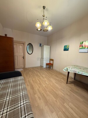 Продам комнату в 3-комн. квартире, Юных Ленинцев ул, 33, Москва г