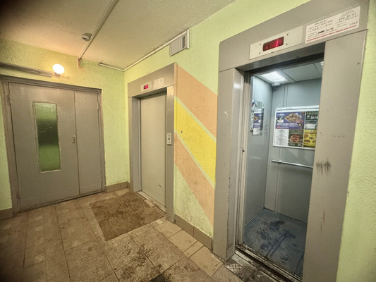 Продам однокомнатную (1-комн.) квартиру, Маршала Захарова ул, 60А, Санкт-Петербург г