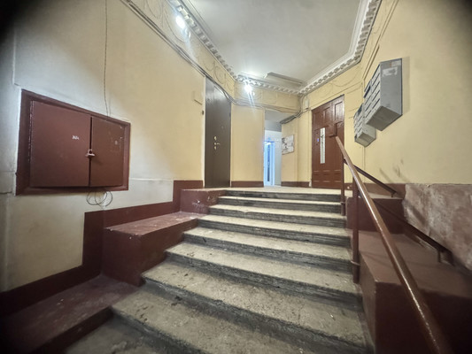 Продам комнату в 4-комн. квартире, Лиговский пр-кт, 44Б, Санкт-Петербург г