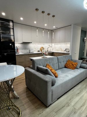 Продам трехкомнатную (3-комн.) квартиру, Братьев Батталовых ул, 20ак2, Казань г