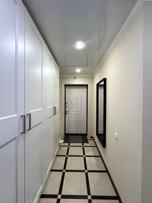 Продам двухкомнатную (2-комн.) квартиру, Солнечная ул, 54, Казань г