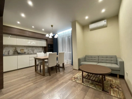 Продам двухкомнатную (2-комн.) квартиру, Габдуллы Кариева ул, 4а, Казань г