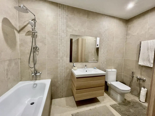 Продам двухкомнатную (2-комн.) квартиру, Габдуллы Кариева ул, 4а, Казань г