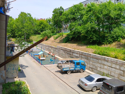 Продам трехкомнатную (3-комн.) квартиру, Гоголевская ул, 11, Партизанск г