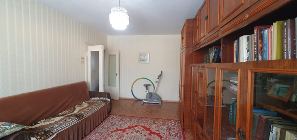 Продам трехкомнатную (3-комн.) квартиру, Гоголевская ул, 11, Партизанск г