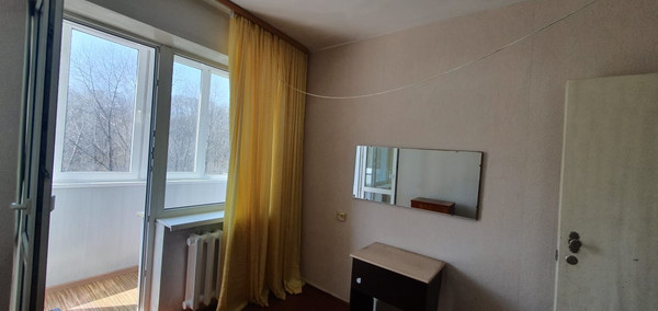 Продам трехкомнатную (3-комн.) квартиру, Гоголевская ул, 11, Партизанск г