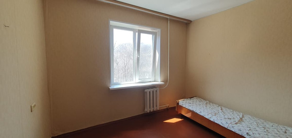 Продам трехкомнатную (3-комн.) квартиру, Гоголевская ул, 11, Партизанск г