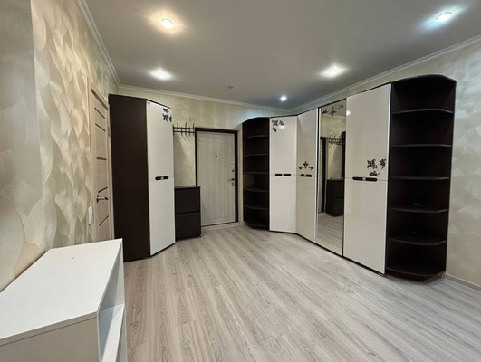 Продам двухкомнатную (2-комн.) квартиру, Ленина ул, 25, Октябрьский рп