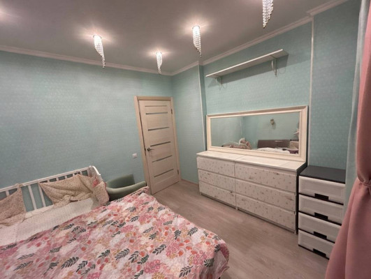 Продам двухкомнатную (2-комн.) квартиру, Ленина ул, 25, Октябрьский рп