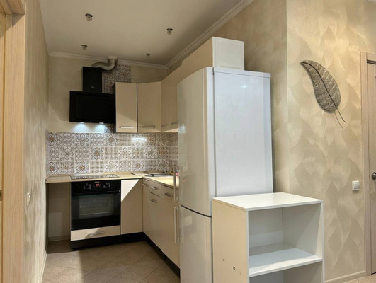 Продам двухкомнатную (2-комн.) квартиру, Ленина ул, 25, Октябрьский рп