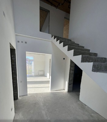 Продам дом, Цветной б-р, 1, Новые Зори п, 0 км от города