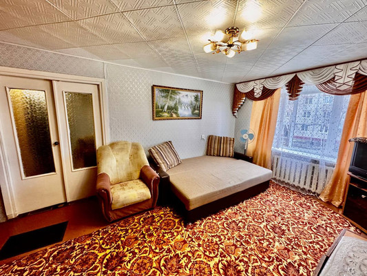 Продам многокомнатную квартиру, Рокоссовского ул, 15кб, Ишим г