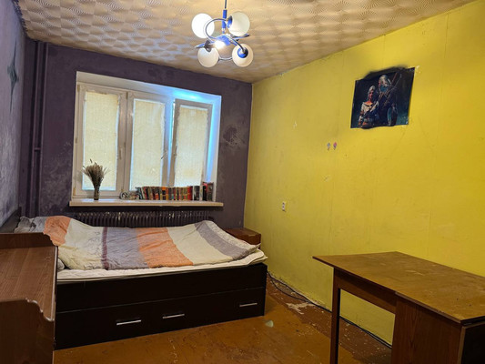 Продам двухкомнатную (2-комн.) квартиру, Спортивная ул, 38, Селятино рп