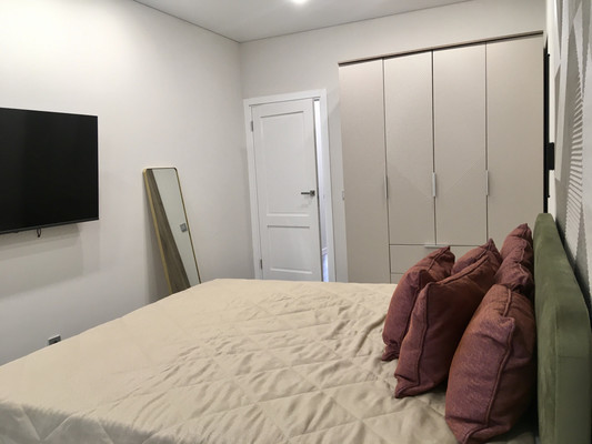 Сдам трехкомнатную (3-комн.) квартиру, Уральская ул, 25, Санкт-Петербург г