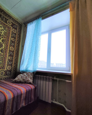 Продам двухкомнатную (2-комн.) квартиру, Верхняя Черепанова ул, 52, Нижний Тагил г