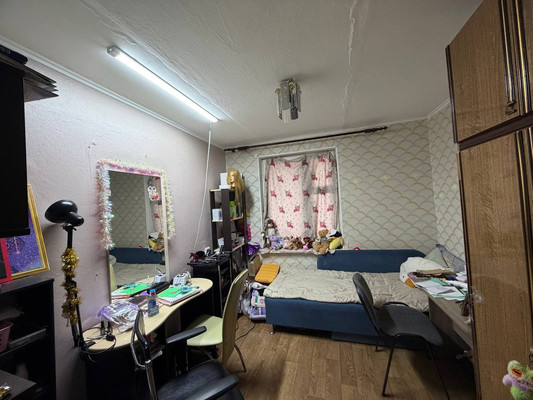 Продам трехкомнатную (3-комн.) квартиру, Ленина ул, 50ка, Вилино с