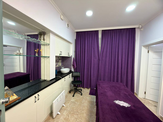 Продам коммерческое помещение 98 м2, Балаклавская ул, 135, Симферополь г