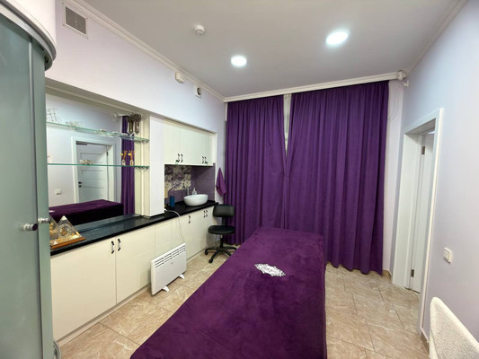 Продам коммерческое помещение 98 м2, Балаклавская ул, 135, Симферополь г