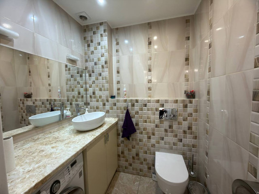 Продам коммерческое помещение 98 м2, Балаклавская ул, 135, Симферополь г