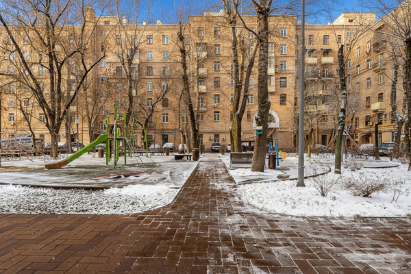 Продам трехкомнатную (3-комн.) квартиру, Краснохолмская наб, 13, Москва г