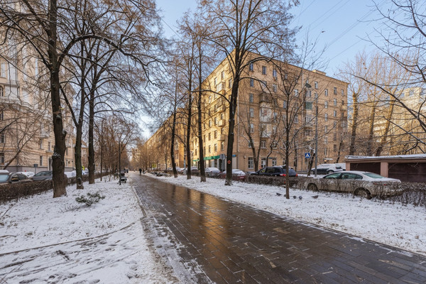 Продам трехкомнатную (3-комн.) квартиру, Краснохолмская наб, 13, Москва г