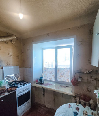 Продам двухкомнатную (2-комн.) квартиру, Халезова ул, 13, Казань г